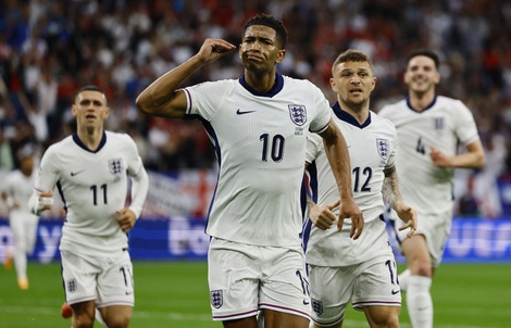 UEFA điều tra hành động lạ của Bellingham, Anh chuẩn bị phương án xấu nhất 