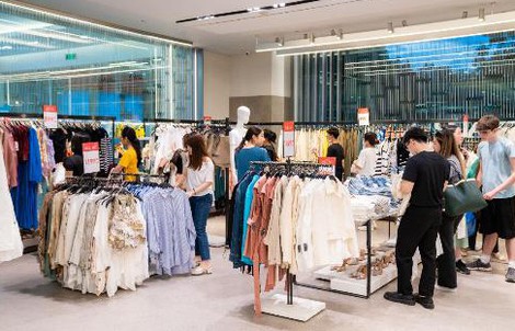 Cơ hội shopping "không cần nhìn giá" với sự kiện mua sắm lớn nhất năm Vincom Red Sale 2024