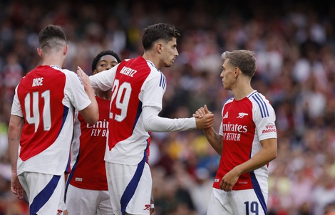 Vùi dập tân vô địch Bundesliga, Arsenal thị uy sức mạnh tại London