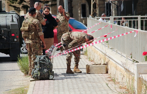 Hàng loạt vụ nổ rúng động Lebanon