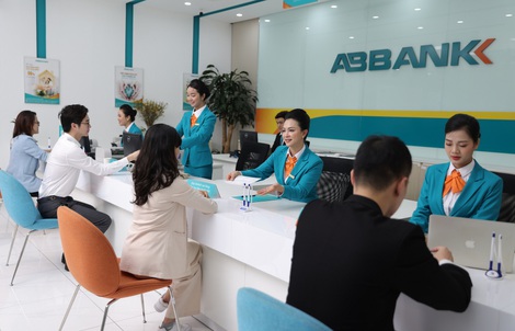 ABBANK giảm lãi suất cho vay sản xuất kinh doanh hỗ trợ khách hàng bị ảnh hưởng bởi bão Yagi