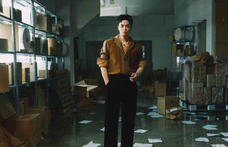 "Út khờ" Negav "lột xác" với hình tượng trùm mafia