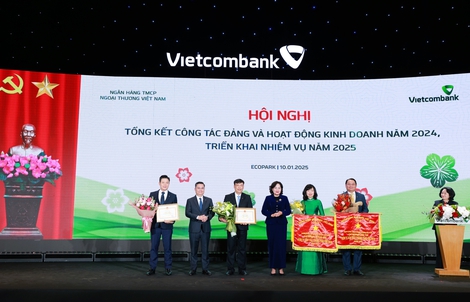 Vietcombank bứt phá với dấu ấn xanh