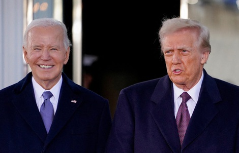 Tổng thống Donald Trump hé lộ nhân vật mà ông Joe Biden quên ân xá