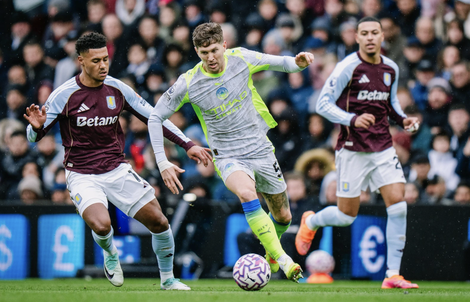 Aston Villa lại gieo sầu cho Man City tại sân Villa Park