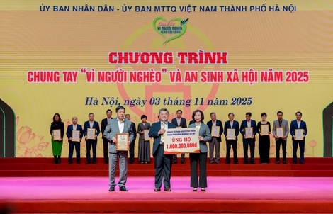Tập đoàn BRG và Công ty trong hệ sinh thái ủng hộ 2 tỉ đồng cho "Quỹ Vì người nghèo" của Thủ đô