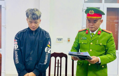 Tò mò, muốn thử vận may, nam thanh niên 18 tuổi bị khởi tố về tội đánh bạc
