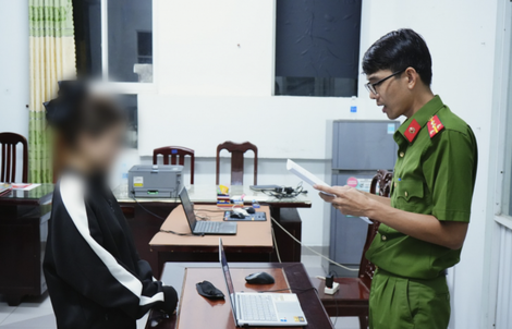 Cần Thơ: Nhờ xóa ảnh nhạy cảm với người yêu cũ, cô gái làm nhiều thanh thiếu niên bị bắt