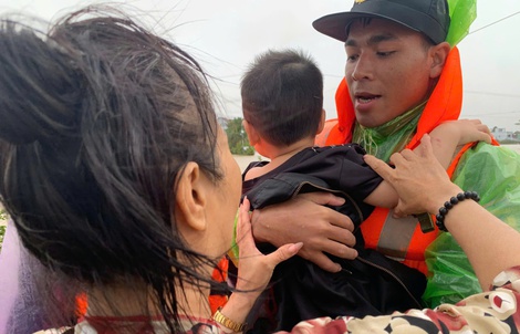 Mưa, lũ còn rất phức tạp