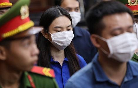 Tòa án lý giải vì sao không xem xét hành vi sản xuất kẹo Kera trong vụ án Thùy Tiên
