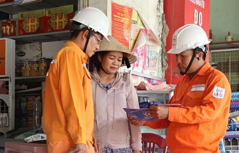 Điện lực Quảng Trị: 100% khách hàng thanh toán điện không tiền mặt