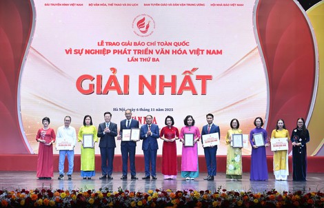 Trao Giải Báo chí toàn quốc "Vì sự nghiệp phát triển Văn hóa Việt Nam" lần ba