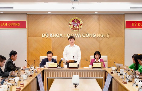 Thông tin về Giải thưởng Hồ Chí Minh và Giải thưởng Nhà nước về Khoa học và Công nghệ