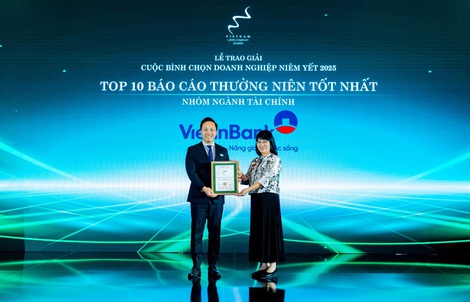 Hai giải thưởng uy tín ghi nhận nỗ lực minh bạch trong hoạt động quản trị của VietinBank