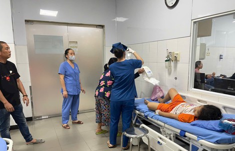 Bao nhiêu khách ăn bánh mì liên quan vụ ngộ độc ở Phan Thiết?