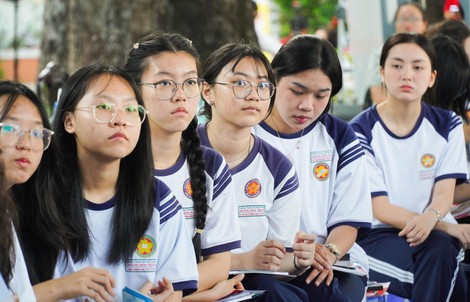 Bất ngờ với số lượng học viên trung cấp chọn học văn hóa