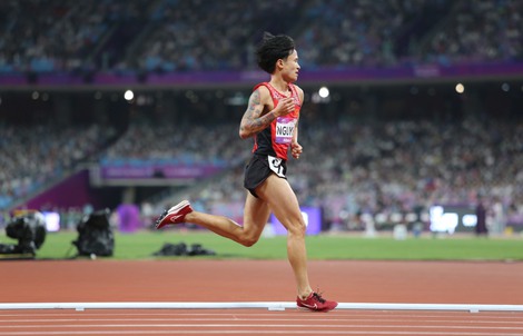 SEA Games 33 ngày 15-12: Nguyễn Thị Oanh thống trị cự ly 10.000 m nữ