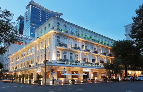 Rộn ràng mùa lễ hội tại Hotel Continental Saigon