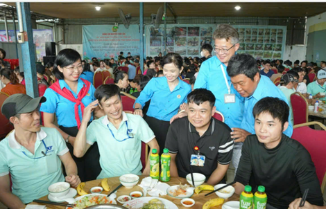 Người lao động khấp khởi đợi tăng lương