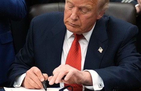 Mỹ - Đức chi tiêu mạnh cho an ninh quốc phòng