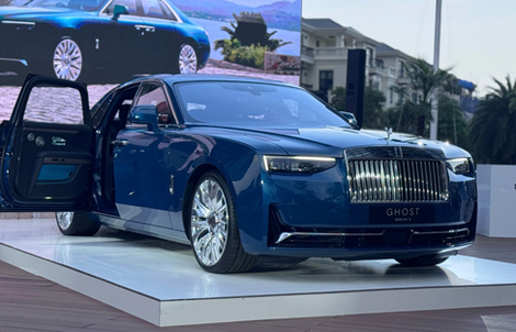 Nhiều đại gia Việt xuống tiền mua xe "chơi"