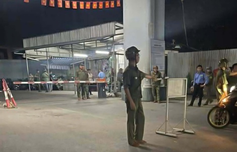 Bảo vệ bị đâm tử vong ở cổng Bệnh viện Đa khoa Vĩnh Long