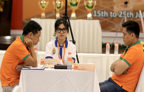 Cờ tướng tranh giải thưởng tiền tỉ Cúp Phương Trang