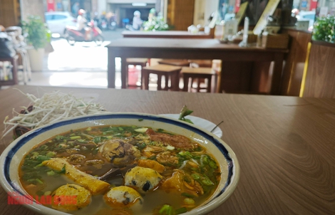 Bỏ thuế khoán, hộ kinh doanh quán ăn lo tăng việc, đội chi phí