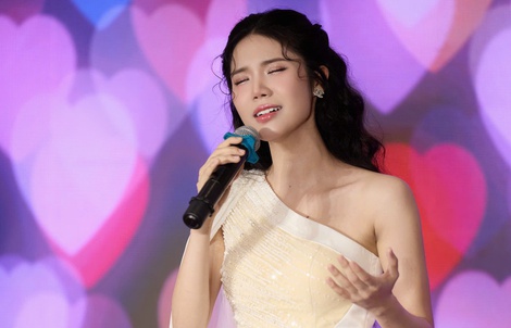 Giải nhất "Tiếng hát Hà Nội" trải lòng về dấu mốc mới