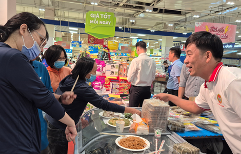 Nhiều cam kết với thực phẩm Tết