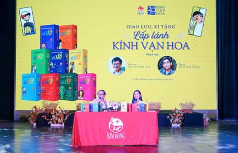 Tác phẩm "Kính vạn hoa": Cột mốc hiếm hoi