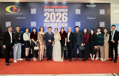 May Cao Nguyễn kỷ niệm 15 năm, ra mắt BST Xuân Hè 2026 "Green Flag"