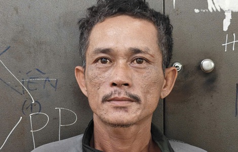 Người phụ nữ giả chết để thoát khỏi kẻ cướp hung hãn