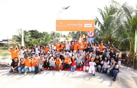 DatVietVAC cùng Quỹ Nam Phương khánh thành cầu Khang Hưng tại Cà Mau