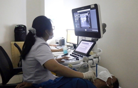 Mắc ung thư tuyến giáp: Đừng quá lo lắng!