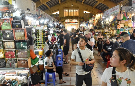 Hơn 18,3 ngàn hộ kinh doanh bỏ thuế khoán, tự nguyện chuyển sang phương pháp kê khai