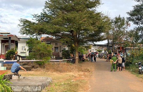 Phát hiện thi thể bốc cháy ở nghĩa địa, gần đó có xe máy biển xanh