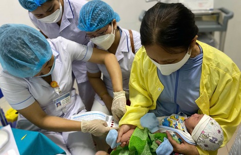 Mức sinh giảm đột ngột, nhiều địa phương chuyển hướng khuyến sinh