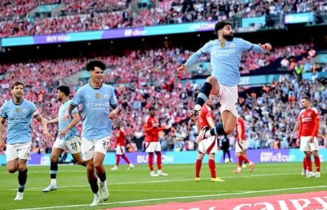 Chờ Haaland ghi bàn