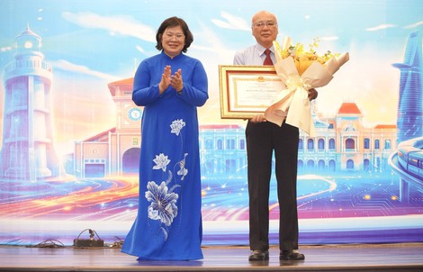 Ngành tuyên giáo và dân vận TP HCM phải "đi trước mở đường"