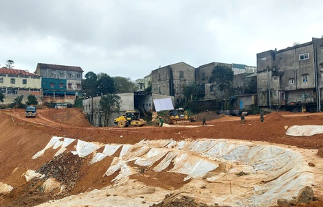 Công trình chống sạt lở ở Khe Sanh "chạy nước rút", người dân vui mừng trở về nhà