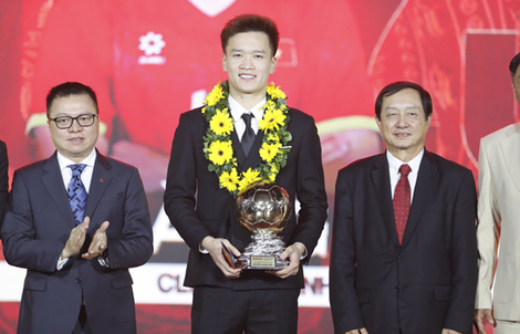 Hoàng Đức xứng đáng đoạt Quả bóng vàng Việt Nam 2025?