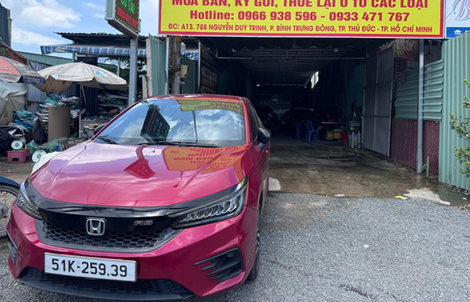 Giá thuê xe tự lái Tết dương lịch tăng mạnh