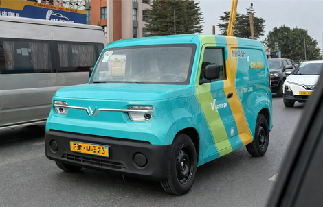 Công ty của ông Phạm Nhật Vượng mở dịch vụ vận tải nội đô, giá cước từ 110.000 đồng/