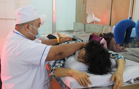 Chóng mặt kéo dài, nguy cơ tiềm ẩn đột quỵ