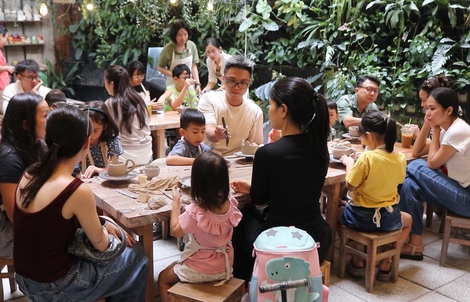 Workshop bùng nổ, xu hướng "mua trải nghiệm" lên ngôi