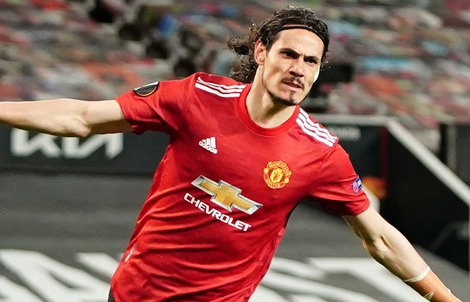 Chia tay một “tượng đài bóng đá” từng khoác áo Man United