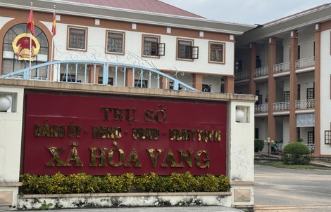 Đà Nẵng: Công chức xã mang máy tính, điều hòa đi nơi khác khi chưa làm thủ tục điều chuyển