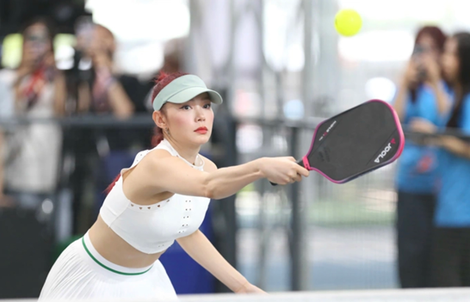 Giải Pickleball "Vòng tay yêu thương": Công bố cúp và huy chương