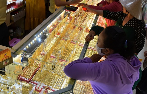 Giá vàng hôm nay 6-12: Vàng thế giới giảm mạnh